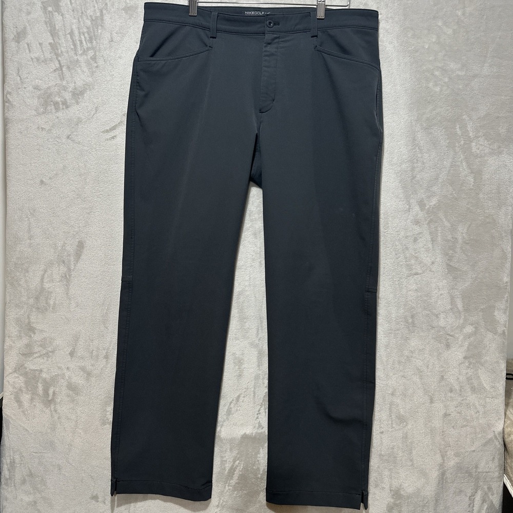Nike Golf Pants Men's Size 38X32 Tour Performance Straight Leg Dri Fit‎